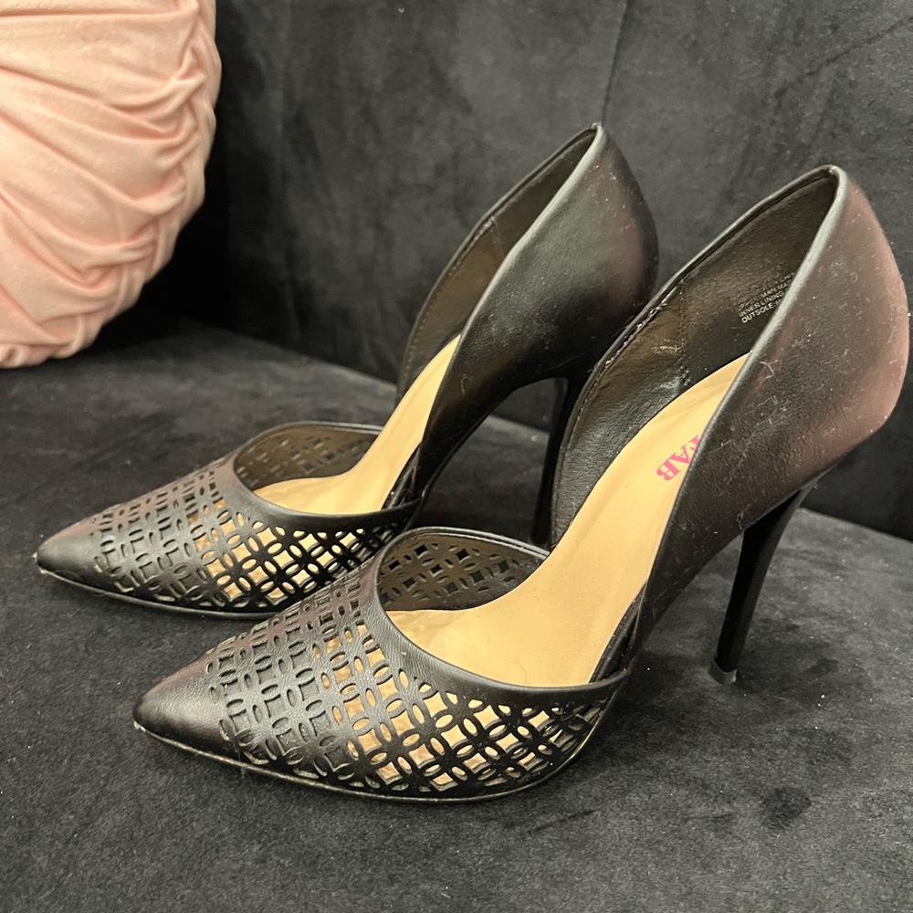 Elegant Black Stiletto Heels